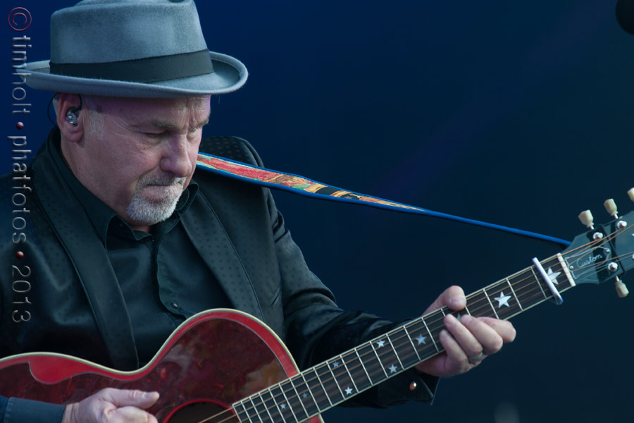 23-Paul_Carrack_PC-RW-086