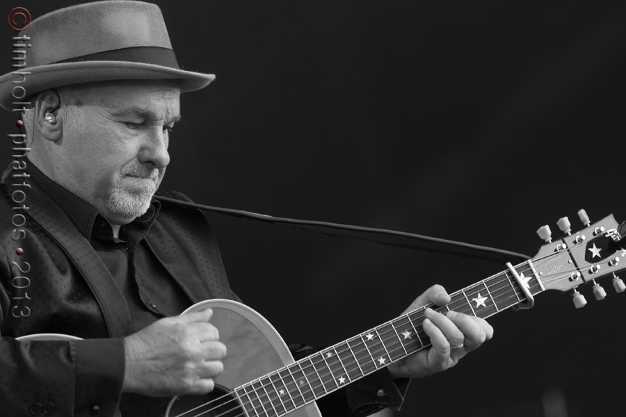 24-Paul_Carrack_PC-RW-087